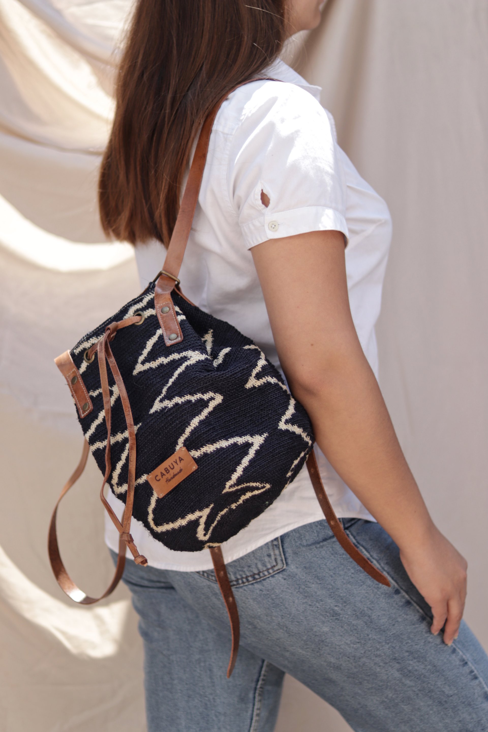 Shigra Backpack Mama Negra