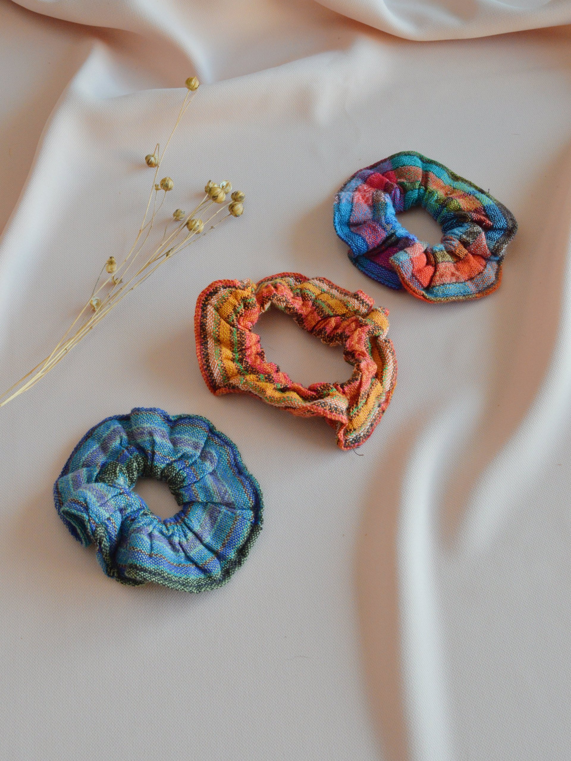 Folk Scrunchies Pastaza