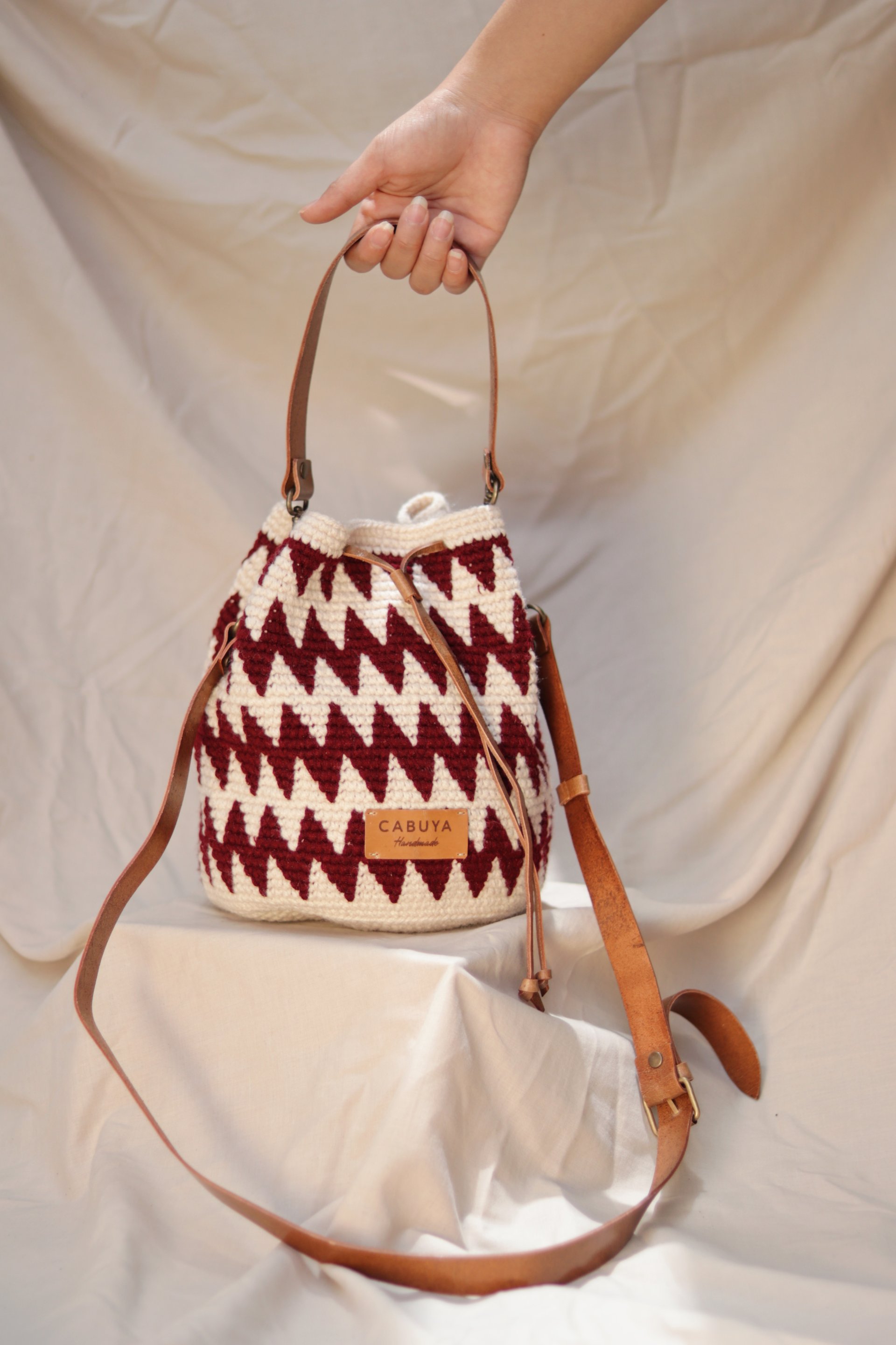 Shigra Bucket Bag Andes Mortiño