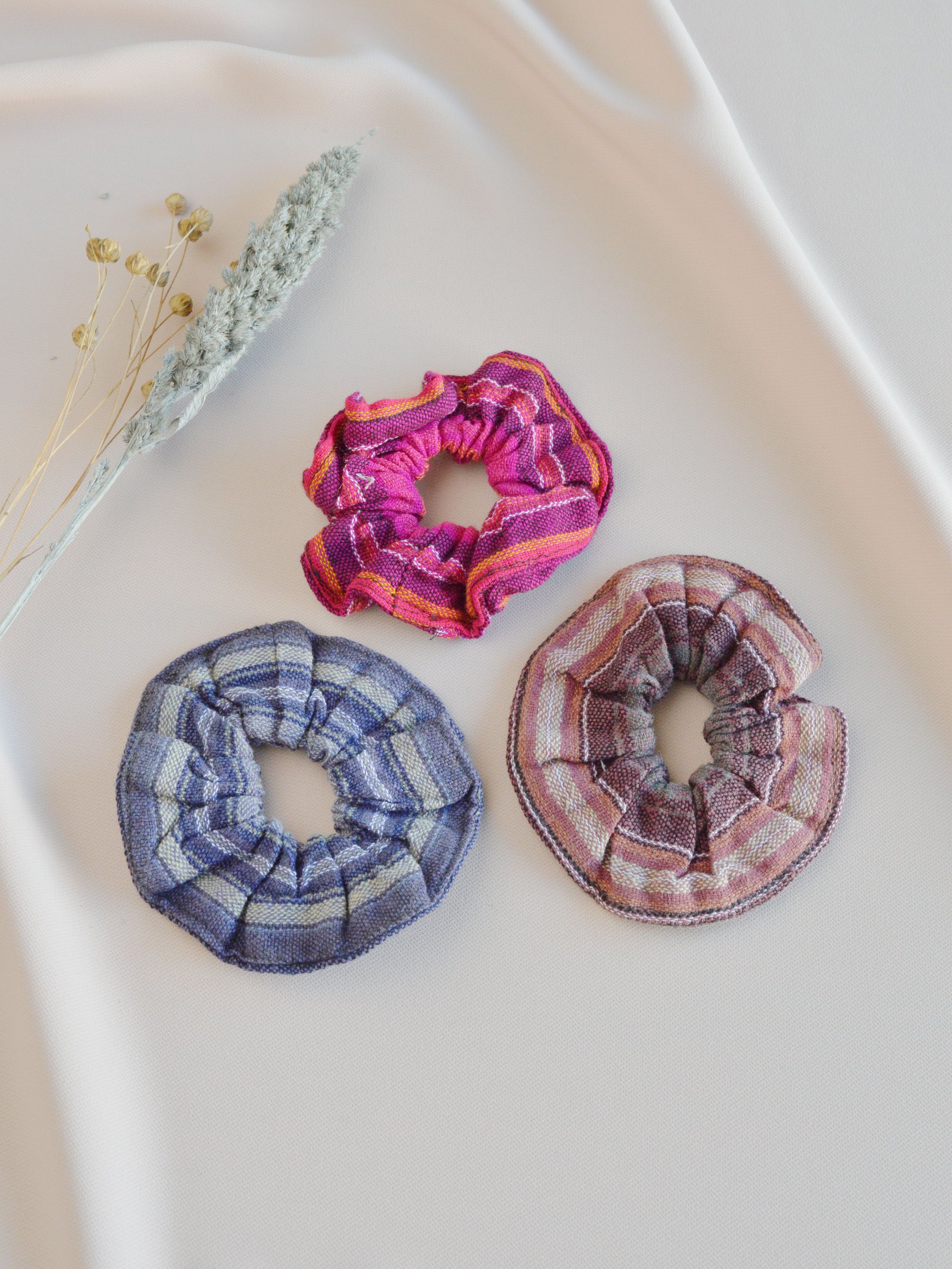 Folk Scrunchies Morona