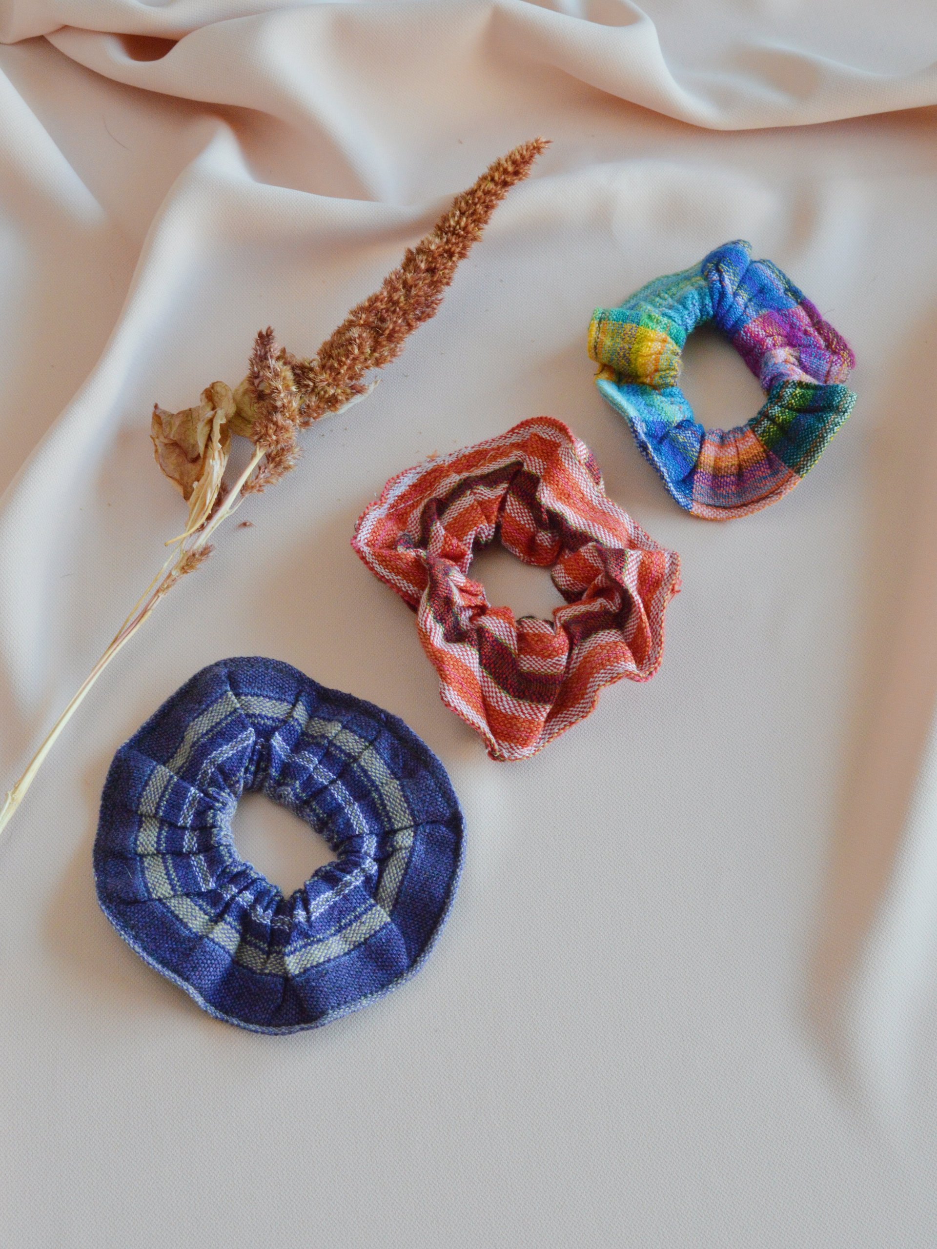 Folk Scrunchies Guayas